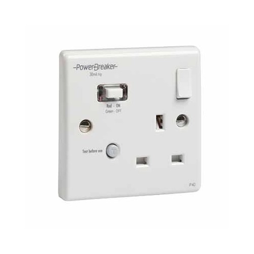 Greenbrook Electrical K21-WP PowerBreaker White Moulded 1 Gang Latching (Passive) RCD Switched Socket 13A 30mA