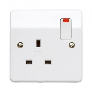 MK Electric K2657WHI Logic Plus White Moulded 1 Gang Double Pole Switched Socket With Neon & Dual Earth 13A