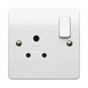 MK Electric K2891WHI Logic Plus White Moulded 1 Gang Double Pole Round Pin Switched Socket 5A
