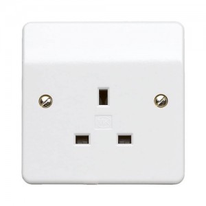 MK Electric K780WHI Logic Plus White Moulded 1 Gang Unswitched Socket 13A