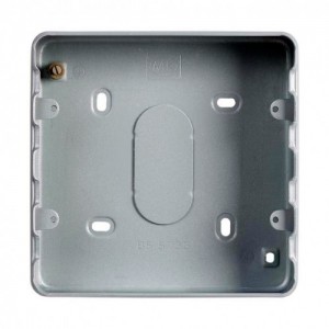 MK Electric K8893ALM Metalclad Plus 6 / 8 Gang Surface Grid Mounting Box With Knockouts Depth: 40mm