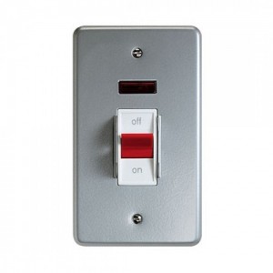 MK Electric K5116ALM Metalclad Plus Three Phase TP&N Isolator Switch With Neon, Earth & Mounting Box 32A