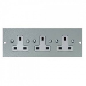 Tass STO405 Galvanised Steel 3 Gang Unswitched Socket Plate For 4 Compartment Floor Boxes Length 185mm | Width: 68mm
