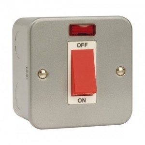 Scolmore CL201 Essentials Metalclad DP Control Switch With Neon, Red Rocker & Mounting Box On 1 Gang Plate 45A