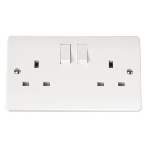Click CMA037 Mode White Moulded 2 Gang Double Pole Switched Socket With Clean Earth 13A