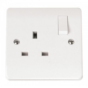 Click CMA635 Mode White Moulded 1 Gang Double Pole Switched Socket With Dual Earth 13A