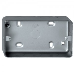 Deta M1229 Metalclad 3 / 4 Gang Surface Grid Mounting Box With Knockouts Depth: 41mm