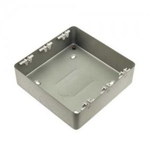 Deta M1232 Metalclad 18 Gang Surface Grid Mounting Box With Knockouts Depth: 60mm