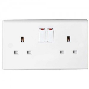 Deta S1209SDP Slimline White Moulded 2 Gang Double Pole Switched Socket 13A