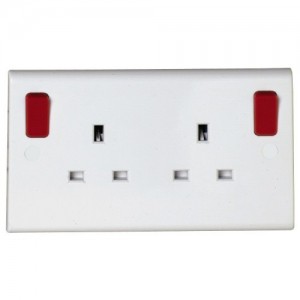 Deta S1294 Slimline White Moulded 2 Gang Double Pole Switched Socket With Red Outboard Rockers 13A