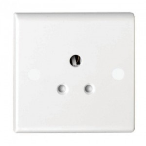 Deta S1331 Slimline White Moulded 1 Gang Round Pin Unswitched Socket 5A