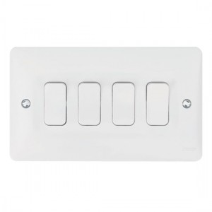 Hager WMPS42 Sollysta White Moulded 4 Gang 2 Way Plateswitch 10AX