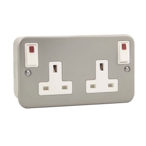 Scolmore CL840 Essentials Metalclad 2 Gang Double Pole Switched Socket With Neon, Outboard Rockers & Mounting Box 13A