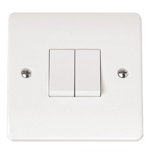Click CMA012 Mode White Moulded 2 Gang 2 Way Plateswitch 10Ax