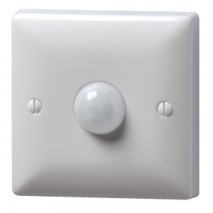 Danlers WACE PIR White Wall Mounting Single Channel 120° | 10m PIR Detector With Lux Level Sensing & 10sec-40min Delay - Requires 1 Gang Mounting Box