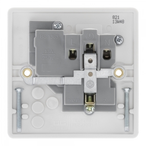 BG Electrical 821 Nexus White Moulded 1 Gang Single Pole Switched Socket 13A