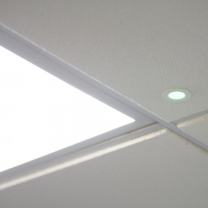 Luceco LED3EP80 Retrofit Universal 3 Hour Remote Emergency Pack With Replaceable Li-Ion Battery 4W 240V