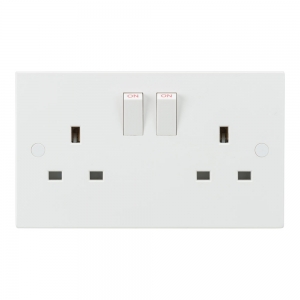 Knightsbridge SN9000 White 2 Gang Square Edge 13A DP Switched Socket With Dual Earth