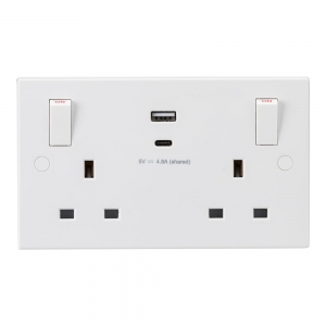 Knightsbridge SN9002 White 2 Gang Square Edge 13A SP Switched Socket With Type A + Type C USB Charger Outlets