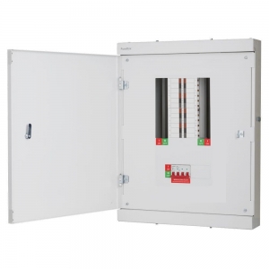 Fusebox  TPN08FBX Metal 7 Way Type B Three Phase TPN Distribution Board With 125A 4P Isolator Switch Height: 642mm | Width: 500mm | Depth: 106mm