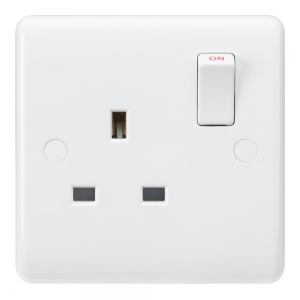 Knightsbridge CU7000S White 1 Gang Curved Edge 13A SP Switched Socket