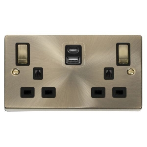 Click VPAB586BK Deco Antique Brass 2 Gang 13A DP Switchsocket With 1 x Type A  + 1 x Type C USB Outlets, Ingot Switches & Black Inserts