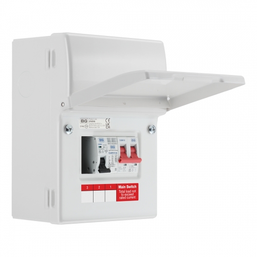 BG Electrical CFUEV6 IP20 EV Consumer Unit With 100A Switch Isolator, 1 x Type 2 SPD & 1 x 40A Type B Curve MCB White