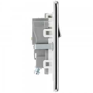 BG Electrical FPC21W Flatplate Polished Chrome Screwless 1 Gang Switched Socket With White Insert & Dual Earth 13A