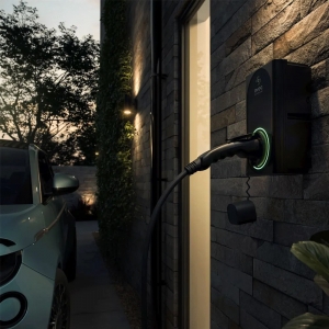 Evec VEC01 Black 7kW 32A 1Ph Untethered Type2 Smart EV Wall Charger With Bluetooth + Wi-Fi IP54 Black