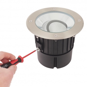 Saxby 94059 Hoxton Stainless Steel 16.5W 1550Lm IP67 185mm Round LED Driveover Ground Light Adjustable LED Driveover Ground Light With Warm White 3000K LEDs