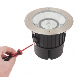 Saxby 94060 Hoxton Stainless Steel 16.5W 1550Lm IP67 185mm Round LED Driveover Ground Light Adjustable LED Driveover Ground Light With Cool White 4000K LEDs