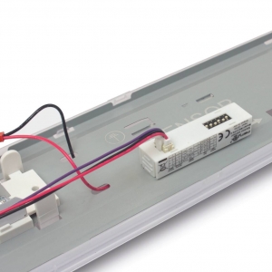 Collingwood Lighting BT5NMES Borealis Versa White Self-Test Emergency IP20 5ft 28-56W 3920-8400Lm Wattage & Colour Selectable LED Batten With Versabox Plug-In Emergency Module
