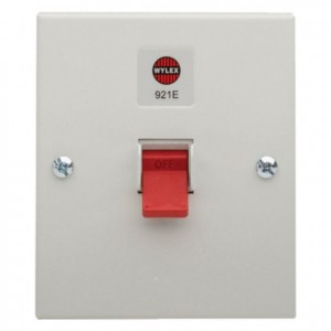 Wylex 921E Surface Mounting TPN Isolator Switch