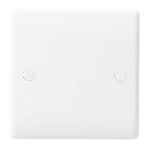 BG Nexus White Flex Outlet Frontplate